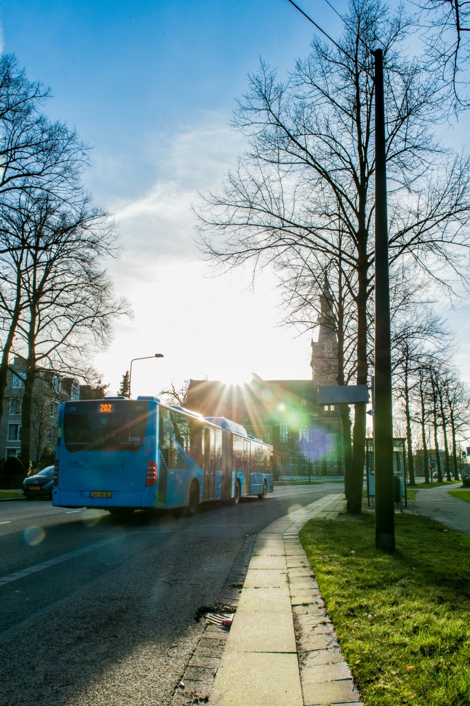 Bus grote kerk 90x60